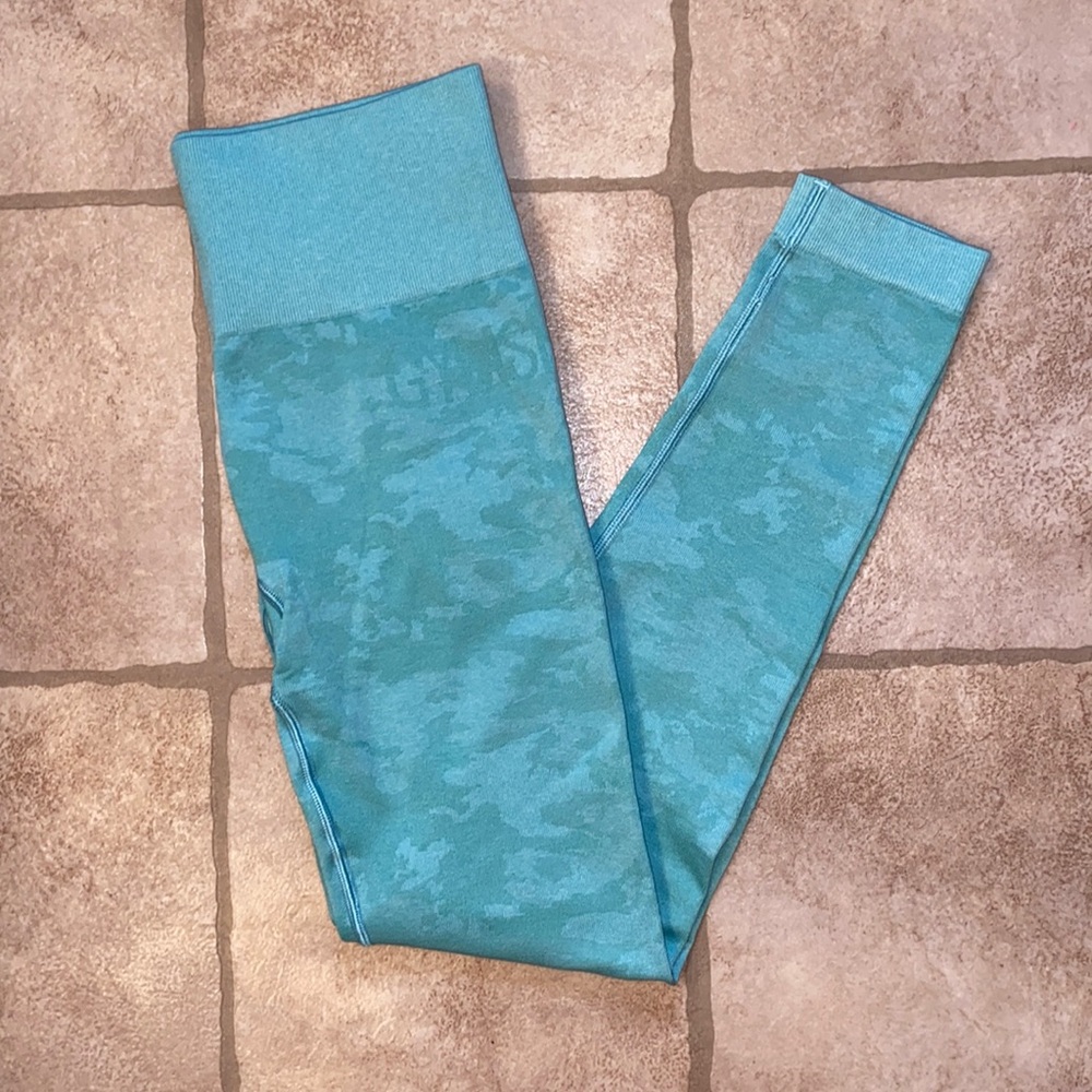 Gymshark seamless camo